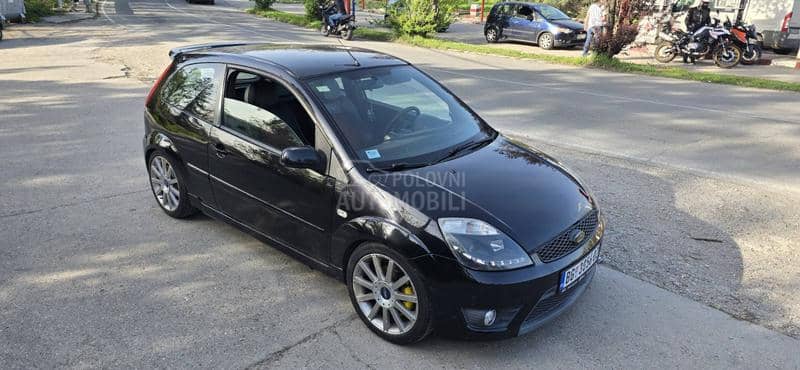 Ford Fiesta ST150