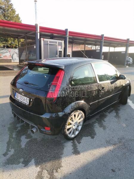 Ford Fiesta ST150