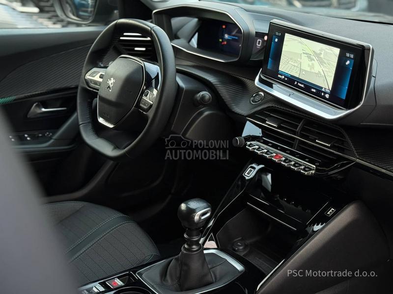 Peugeot 2008 Allure/3DVirtual/Kam