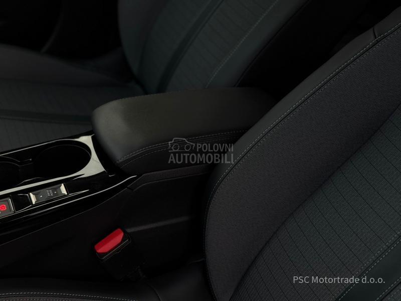 Peugeot 2008 Allure/3DVirtual/Kam