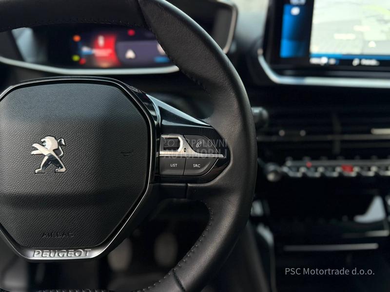 Peugeot 2008 Allure/3DVirtual/Kam