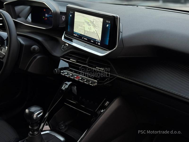 Peugeot 2008 Allure/3DVirtual/Kam