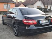 Mercedes Benz E 200 V L A S N I K/ 7G