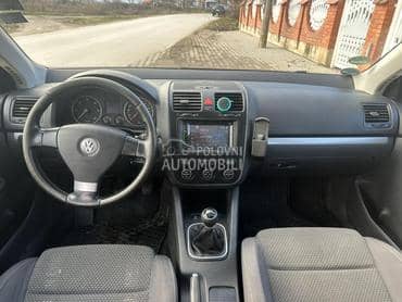 Instrument tabla za Volkswagen Golf 5 od 2003. do 2010. god.