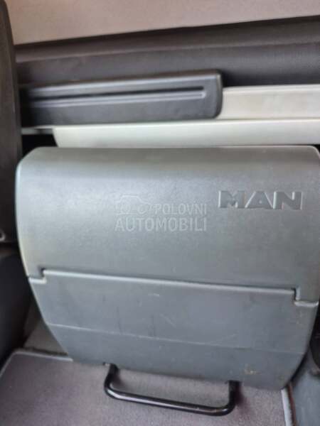 MAN TGL 8180