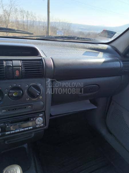 Opel Corsa B 1.2b brmzin