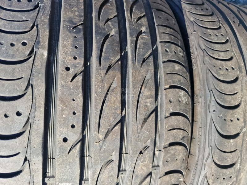 Syron 295/30 R22 Letnja