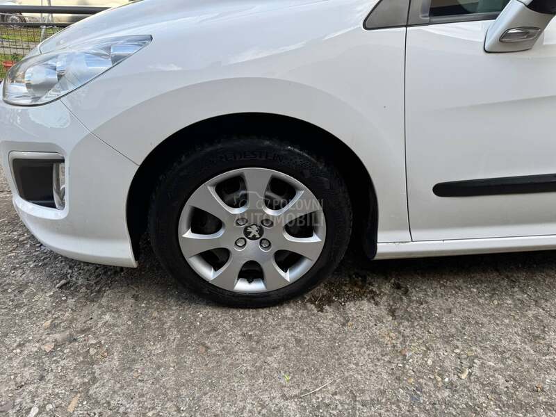 Peugeot 308 1.6 16v