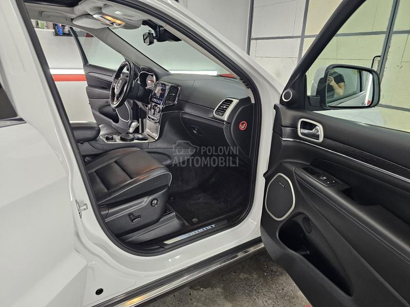 Jeep Grand Cherokee 3.0 SUMMIT