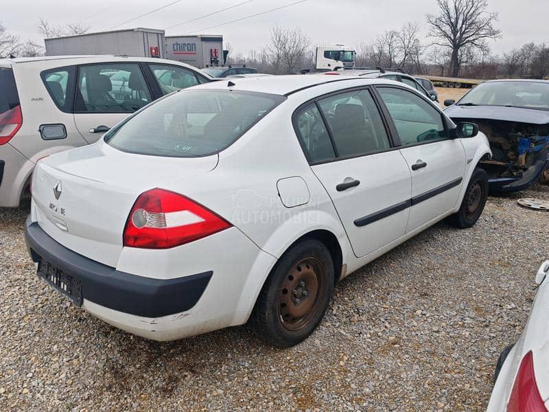 Renault Megane 1.5d 2005. god. -  kompletan auto u delovima