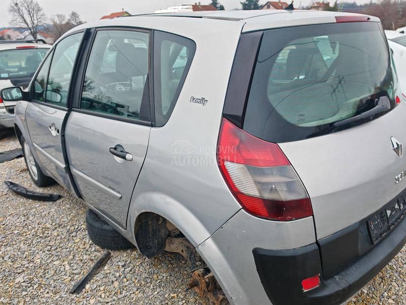 Renault Scenic 1.5d 2004. god. -  kompletan auto u delovima