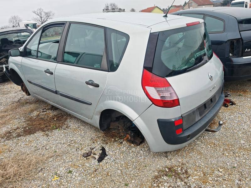 Renault Scenic 1.5d 2004. god. -  kompletan auto u delovima
