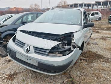 Renault Scenic 1.5d 2004. god. -  kompletan auto u delovima