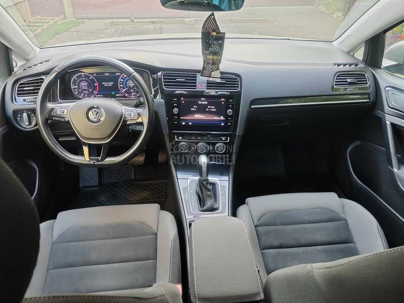 Volkswagen Golf 7 