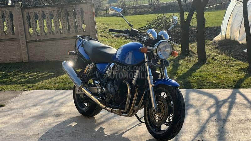 Suzuki Gsx 750 inazuma