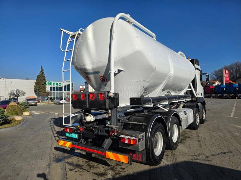 Mercedes Benz Arocs 3245