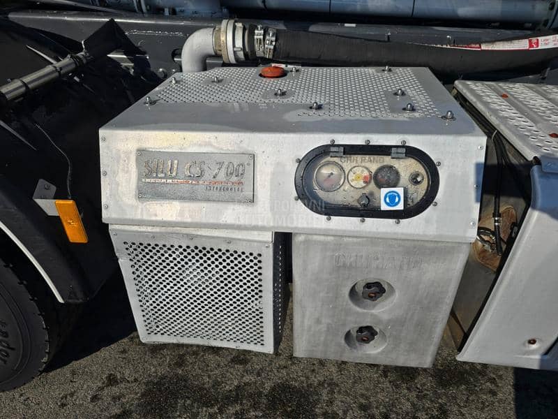 Mercedes Benz Arocs 3245