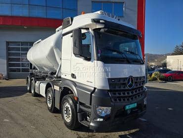 Mercedes Benz Arocs 3245