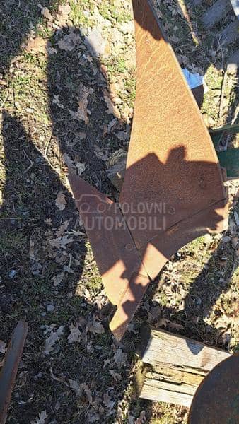 Fahr Obrtač 3 Brazde