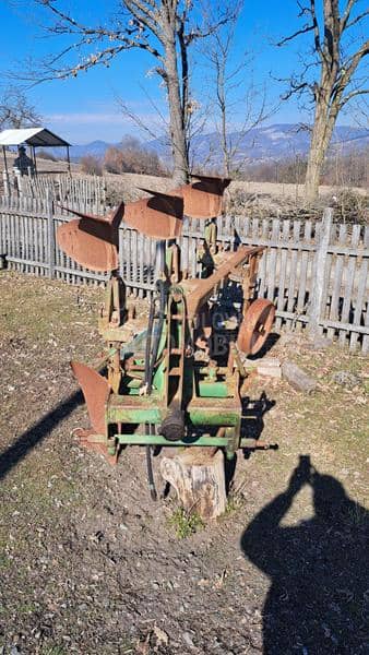 Fahr Obrtač 3 Brazde