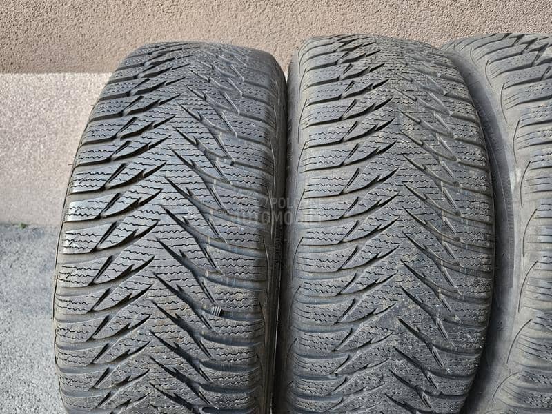 Goodyear 195/55 R16 Zimska