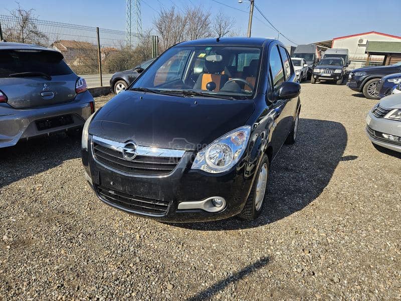 Opel Agila 