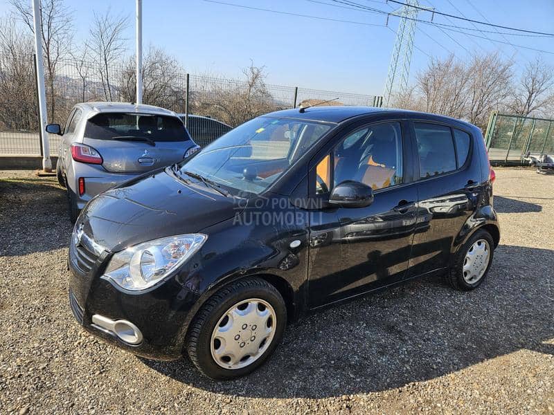 Opel Agila 