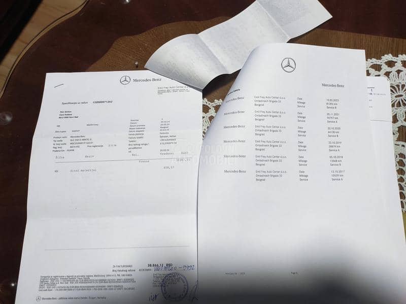 Mercedes Benz GLC 250 Kupljen nov u Srbiji