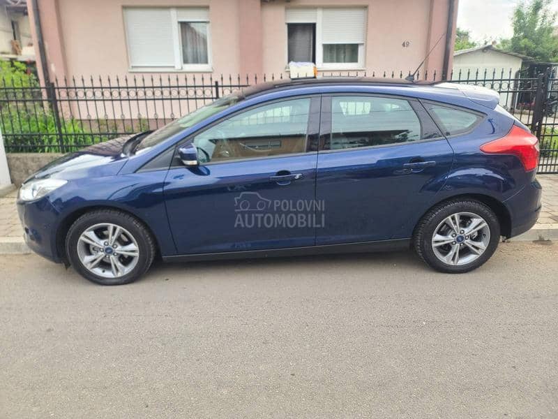 Ford Focus 1.0t ecobust NOVO ch