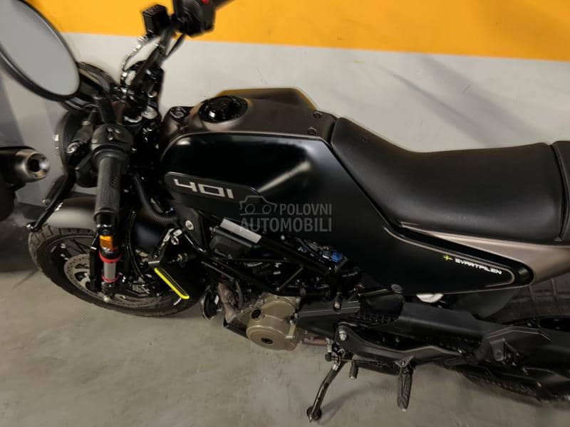 Husqvarna Svartpilen 401