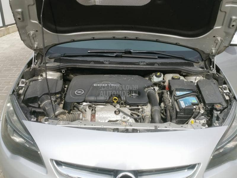 Opel Astra J 1.6 CDTI