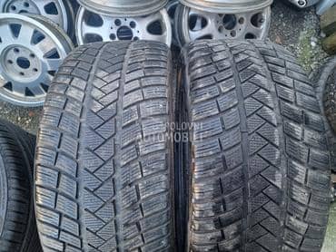Vredestein 265/40 R22 Zimska