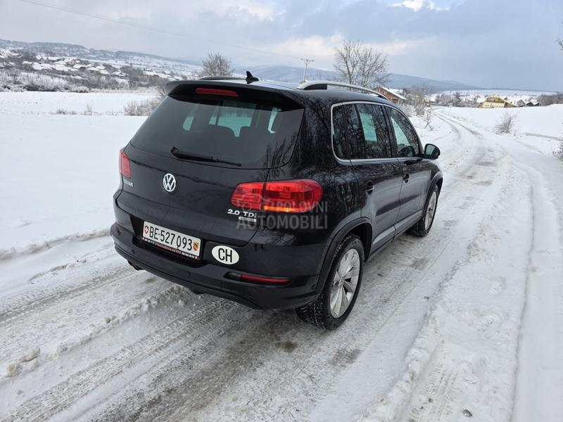 Volkswagen Tiguan 2.0TDI R-LINE PANOch