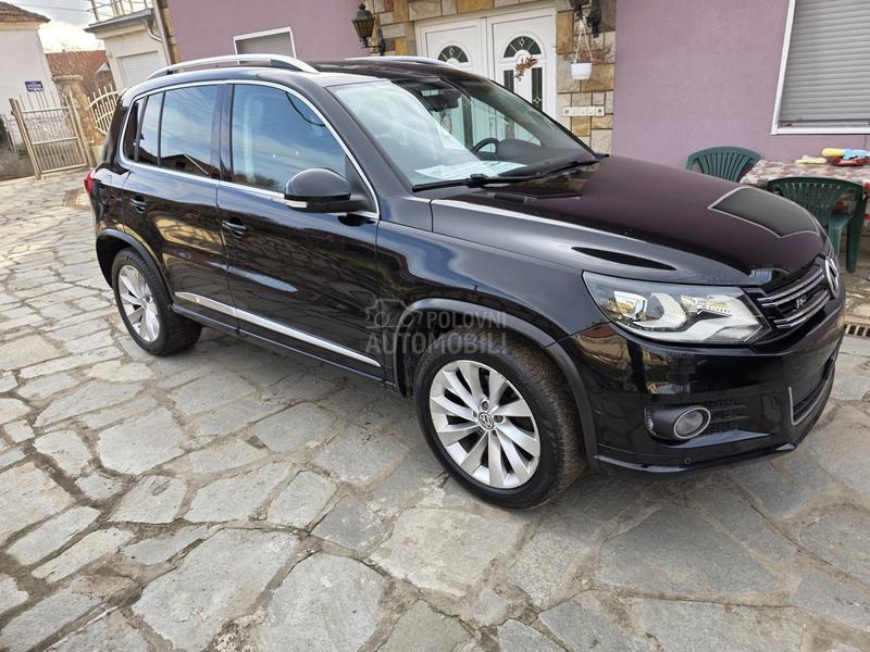 Volkswagen Tiguan 2.0TDI R-LINE PANOch