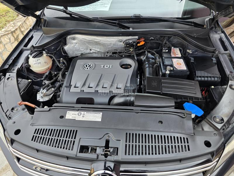 Volkswagen Tiguan 2.0TDI R-LINE PANOch