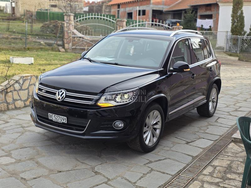 Volkswagen Tiguan 2.0TDI R-LINE PANOch