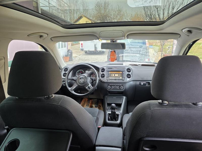 Volkswagen Tiguan 2.0TDI R-LINE PANOch