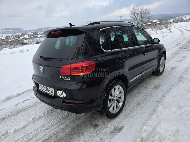 Volkswagen Tiguan 2.0TDI R-LINE PANOch