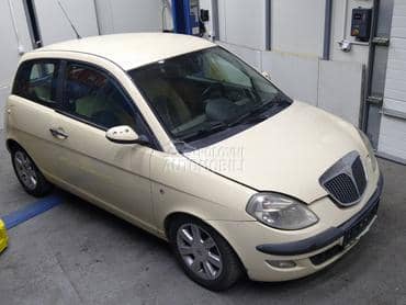 Desno krilo za Lancia Ypsilon