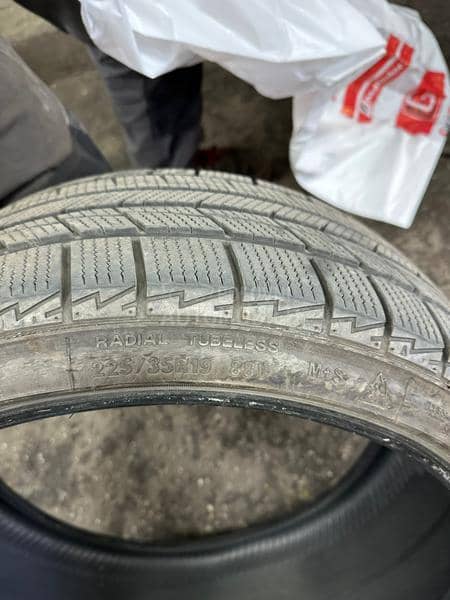 Fortuna 225/35 R19 Sve sezone