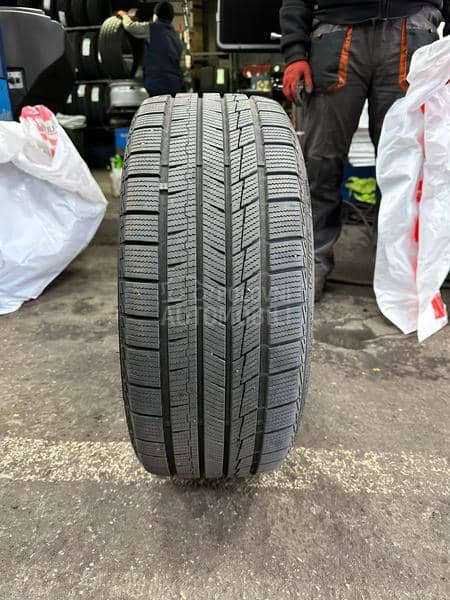 Fortuna 225/35 R19 Sve sezone