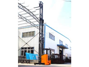 Nov El. viljuškar 1,5t 8m