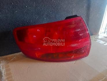 Stop svetlo za Audi A3