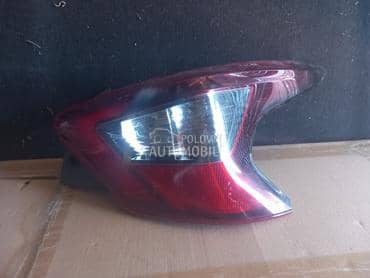 Stop svetlo za Nissan Micra