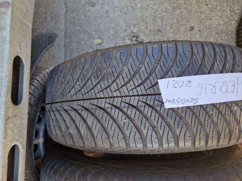 Goodyear 215/60 R16 Sve sezone