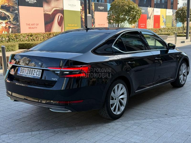 Škoda Superb LAUREN KLEMENT