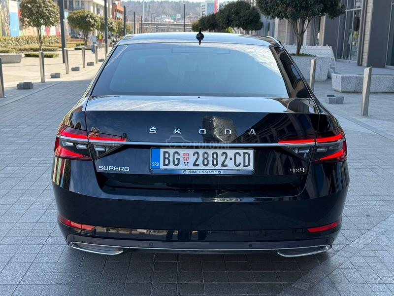 Škoda Superb LAUREN KLEMENT