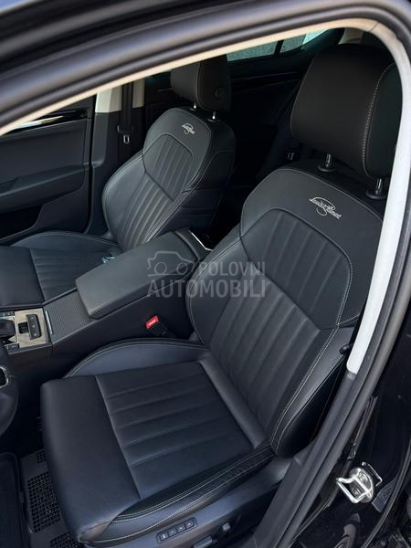 Škoda Superb LAUREN KLEMENT