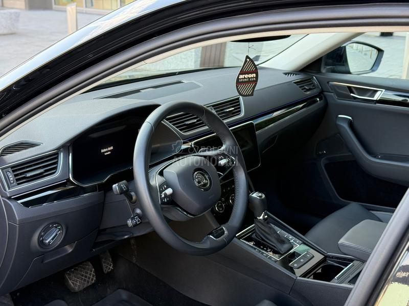 Škoda Superb LAUREN KLEMENT