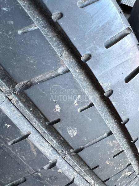 Pirelli 295/35 R21 Letnja